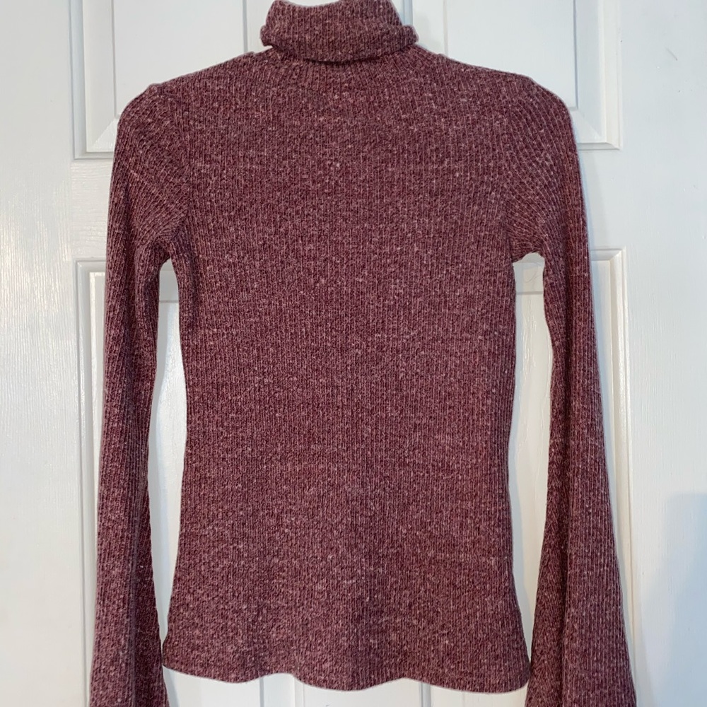 Turtleneck ribbed sweater